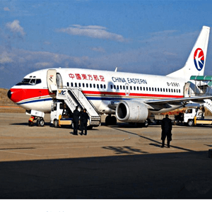 白山长白山机场空运航空快运业稳步发展的原因是什么？